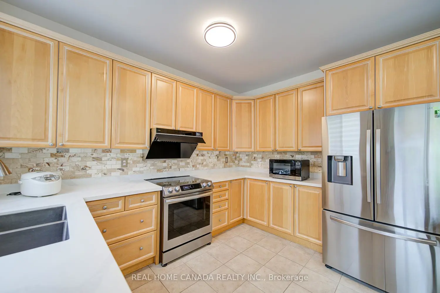 952 Huffman Cres Crescent photo 5