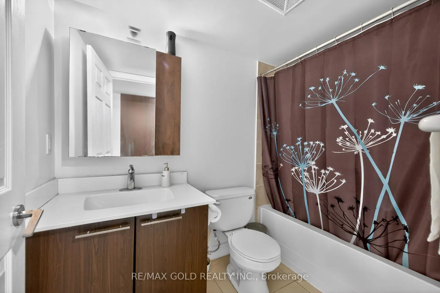 Additional image 16 of 37 Galleria Parkway 319