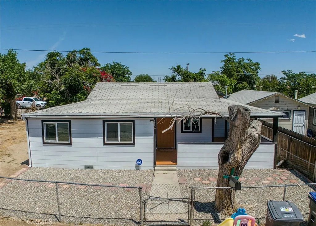 112 Crystal St, Taft, CA 93268 photo 5
