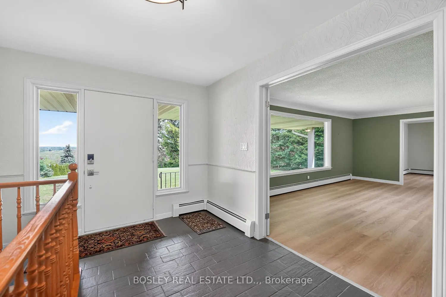 12 Sheppard Crescent photo 4