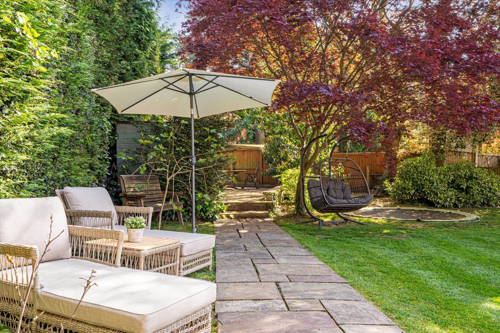 Additional image 28 of 6 bed detached house for saleBagshot Road, Englefield Green, Surrey TW20