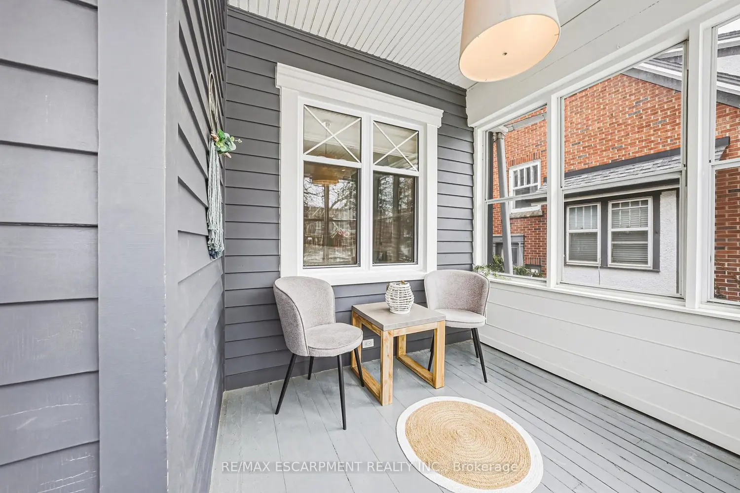 6 Nelles Boulevard photo 2