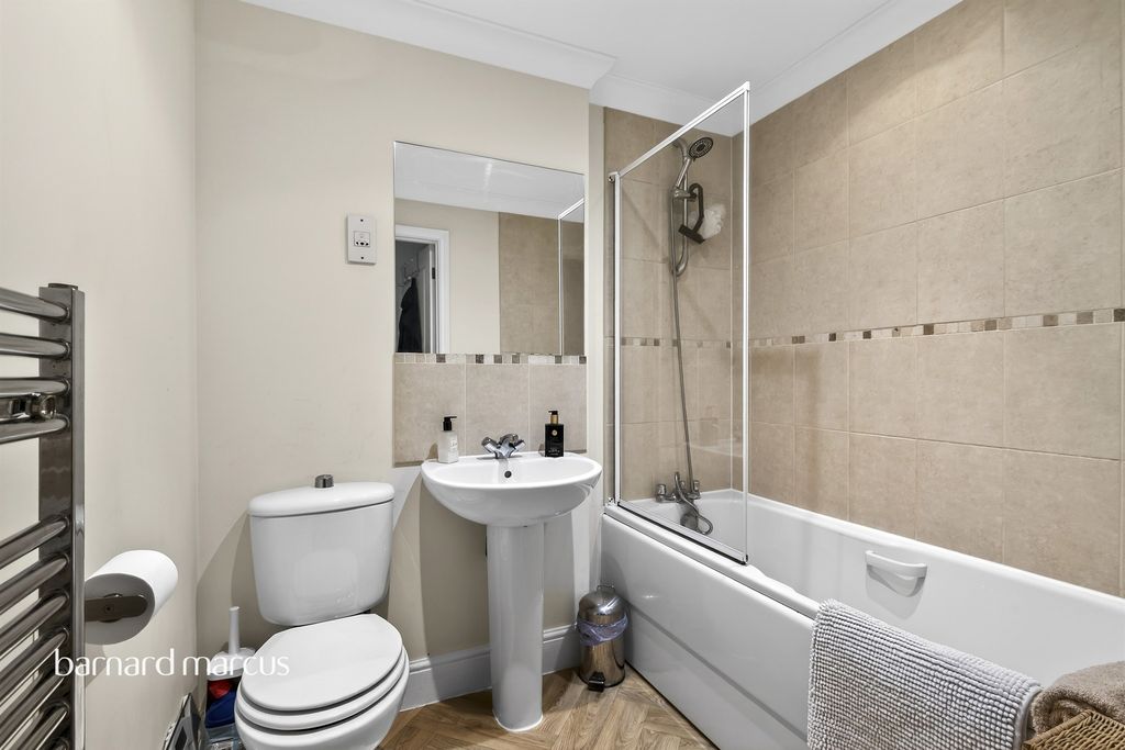 Additional image 10 of 2 bed flat for saleKingston Road, Epsom KT19