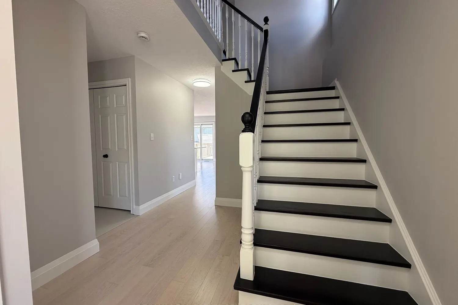 125 Flaherty Drive photo 3