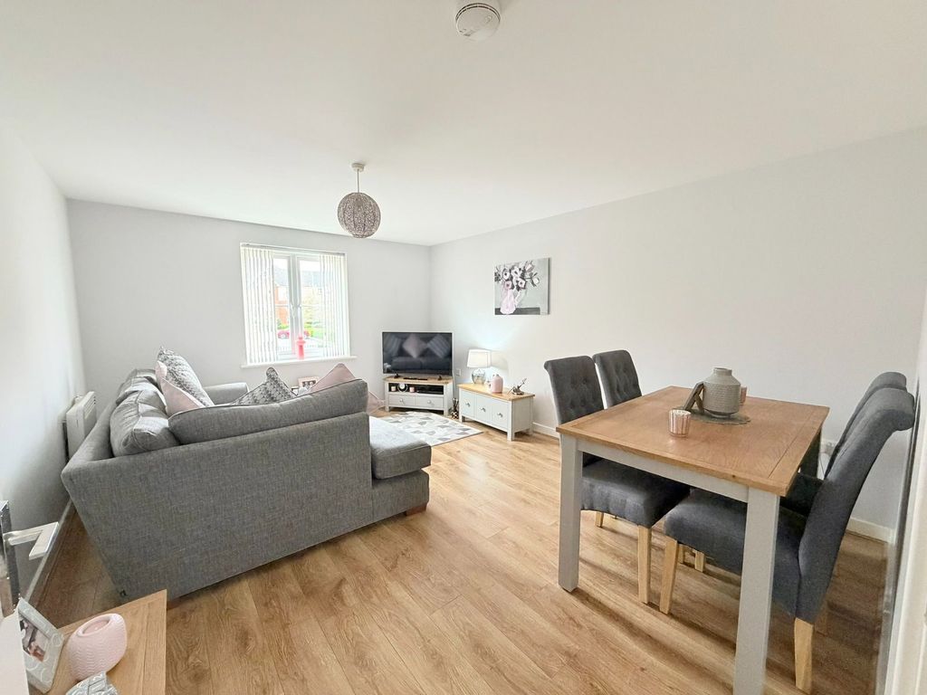 Additional image 3 of 2 bed flat for saleThe Links, Hyde SK14