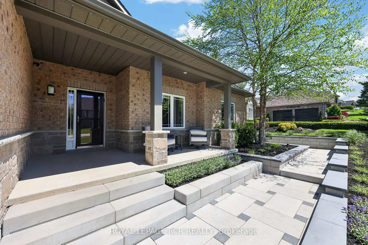78 Glenhuron Drive photo 2