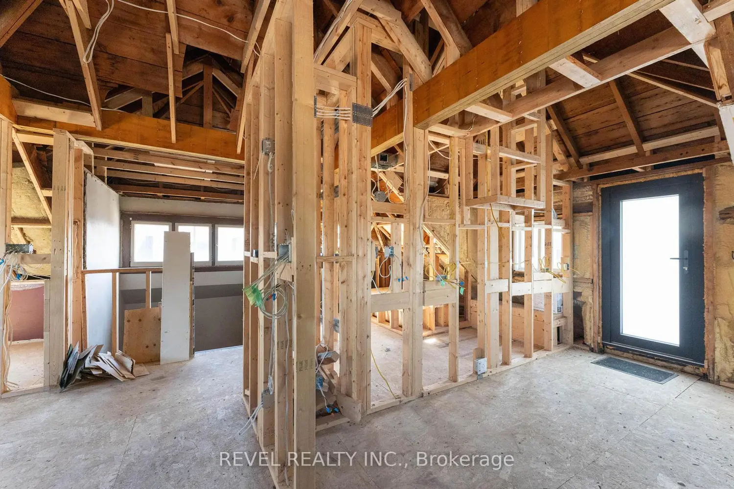 Additional image 11 of 822 Main Street