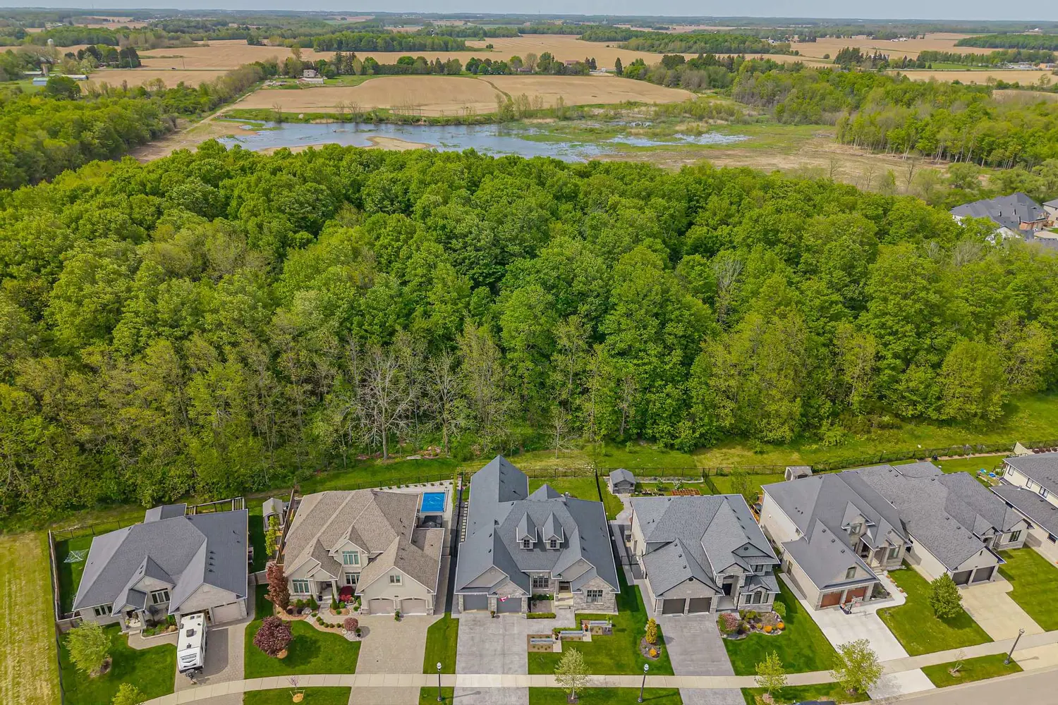Additional image 19 of 2263 Dauncey Crescent