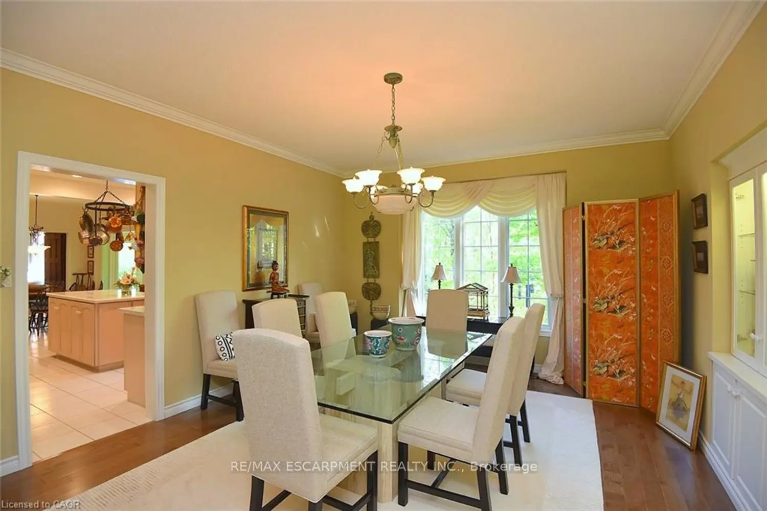 712 Robson Road photo 4