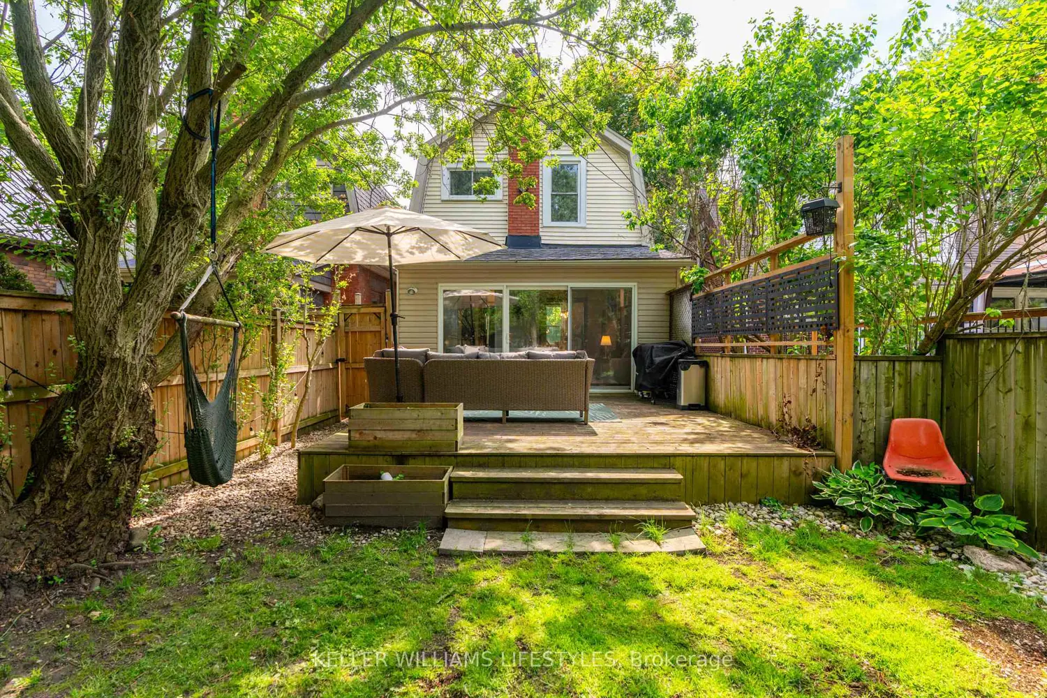Additional image 19 of 882 1/2 William Street
