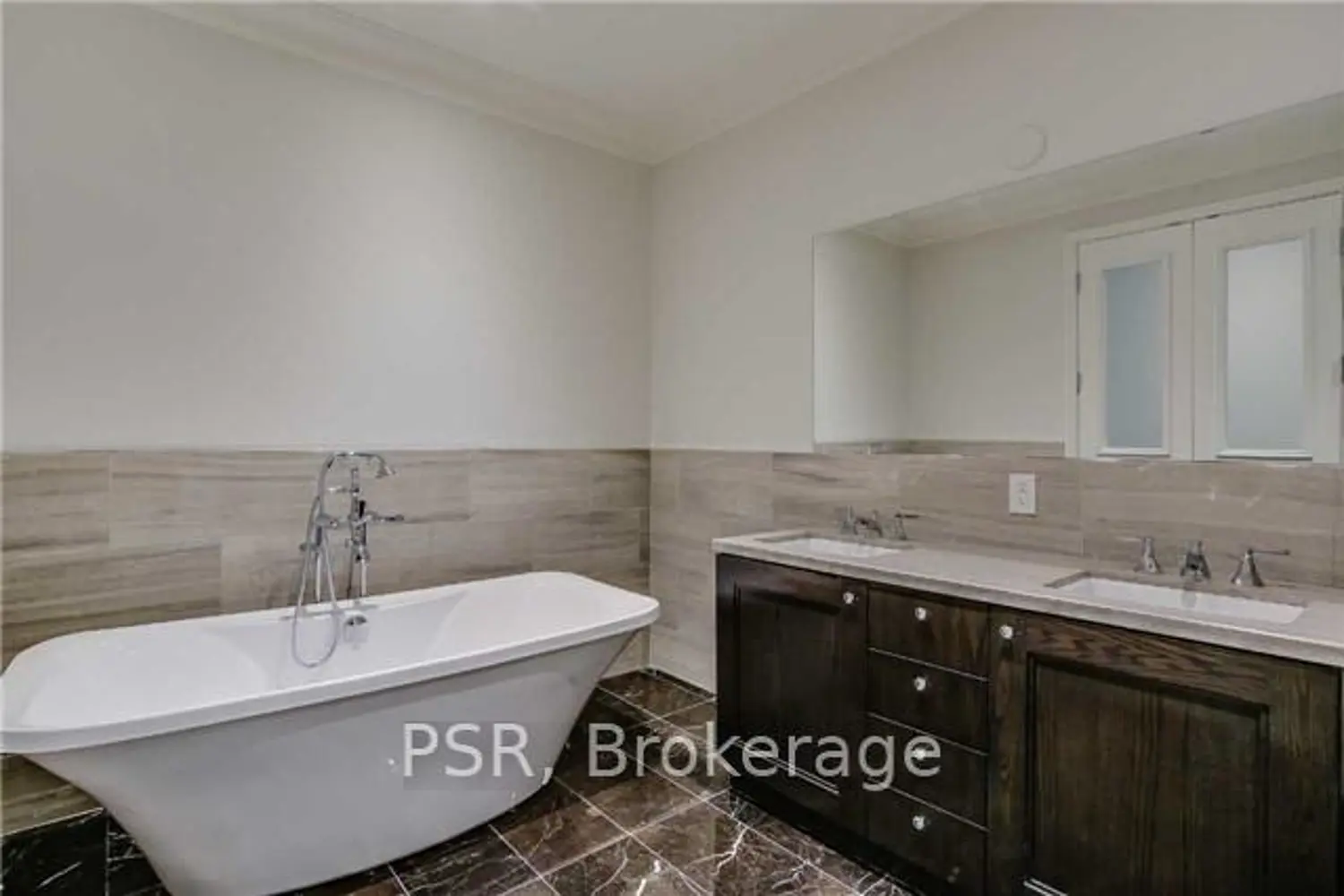 Additional image 13 of 311 Bay Street 3901