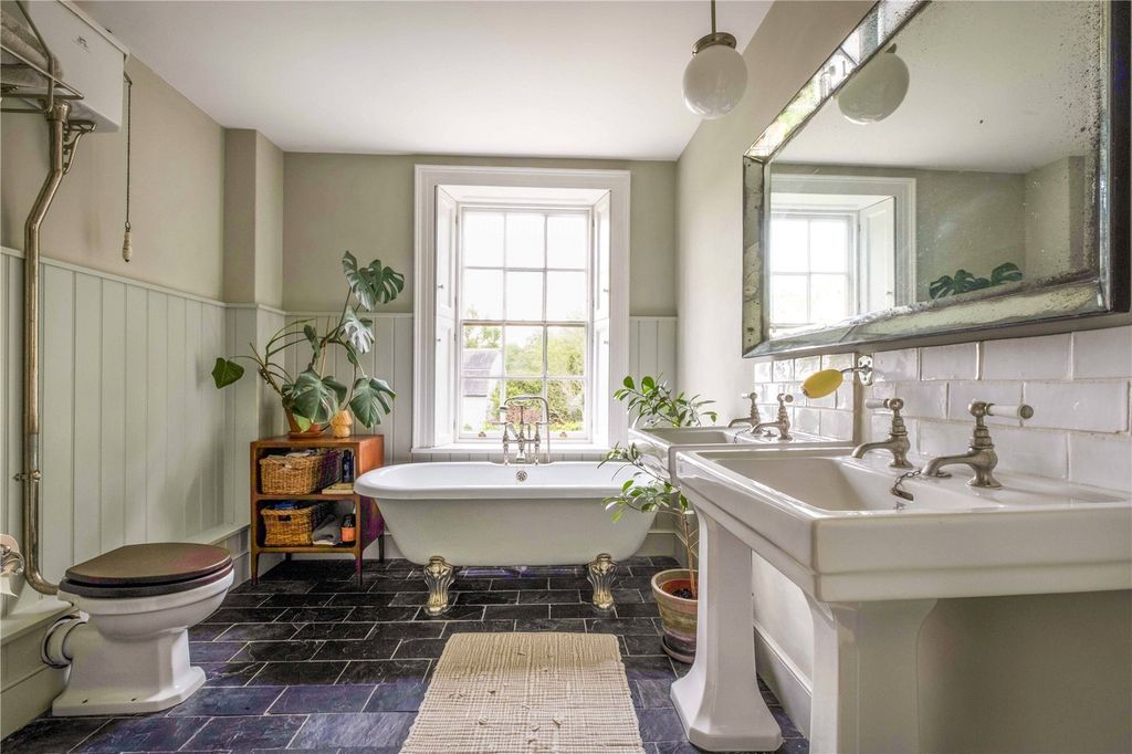 Additional image 22 of 7 bed detached house for saleReigate Road, Pixham, Dorking, Surrey RH4