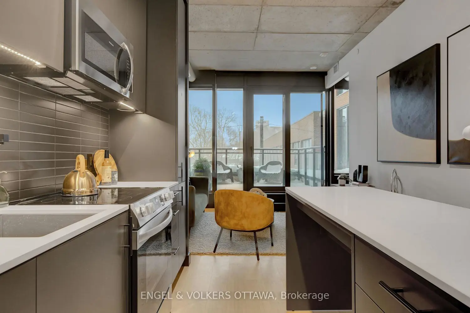 Additional image 7 of 10 James Street 217