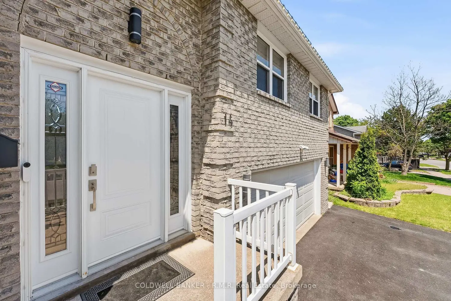 14 Glenabbey Drive photo 4