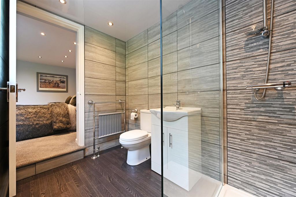 Additional image 15 of 3 bed detached bungalow for saleLangdale Drive, Dronfield S18