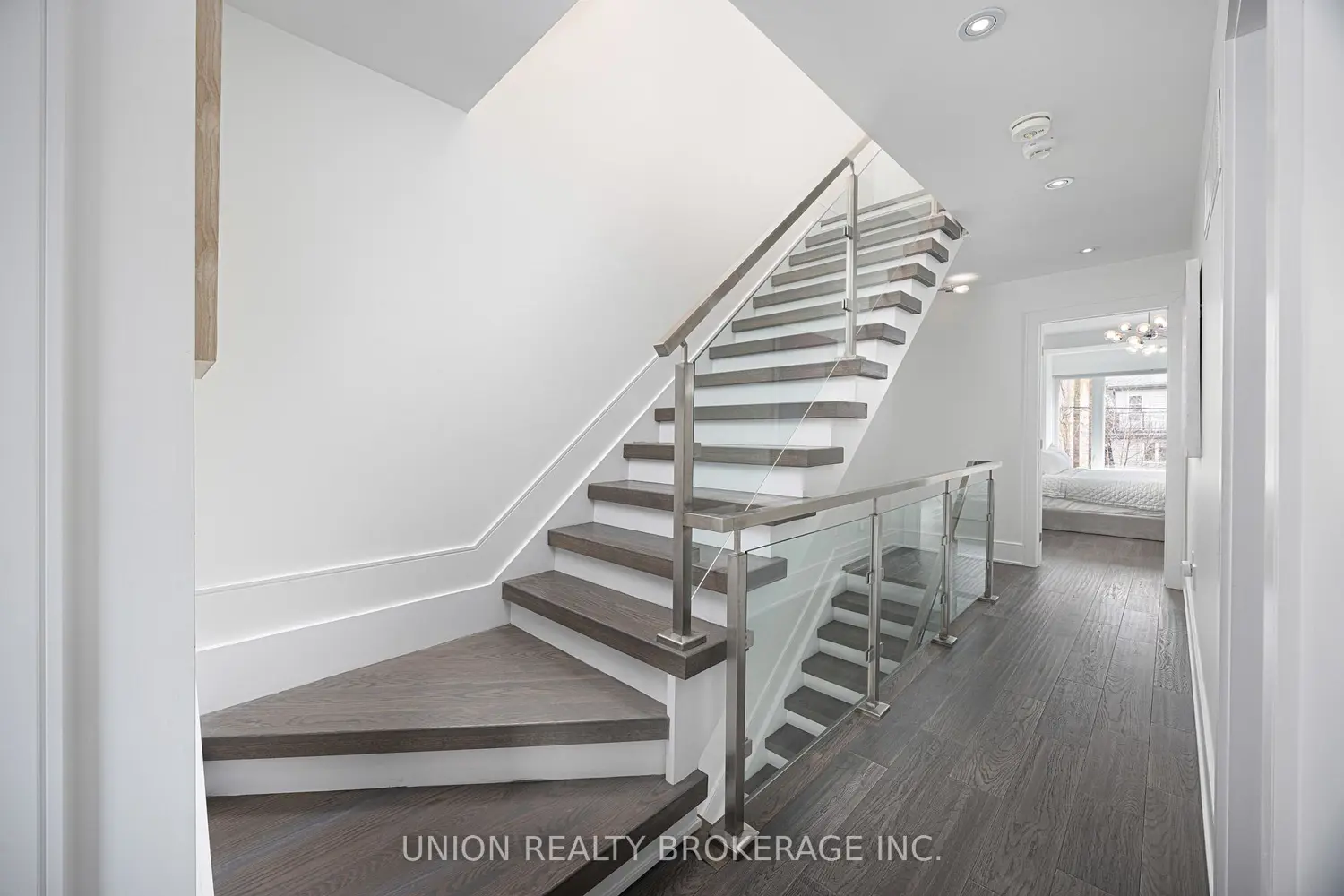 Additional image 10 of 105 Kenilworth Avenue