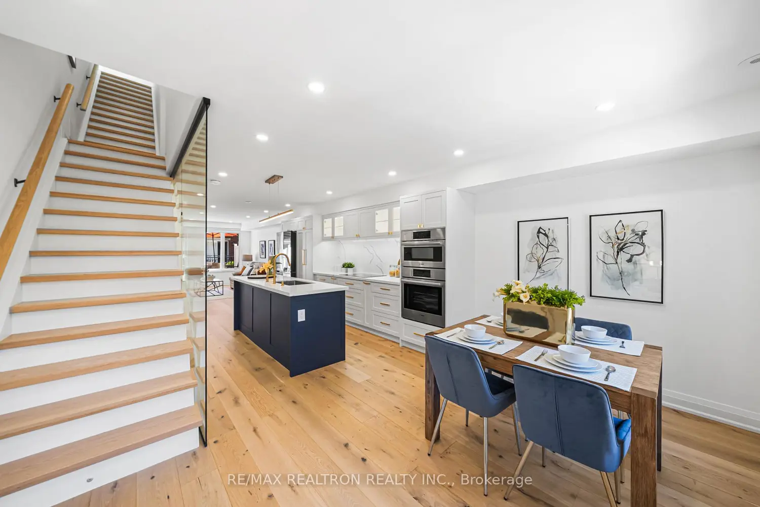 Additional image 2 of 25 Laidlaw Street 506