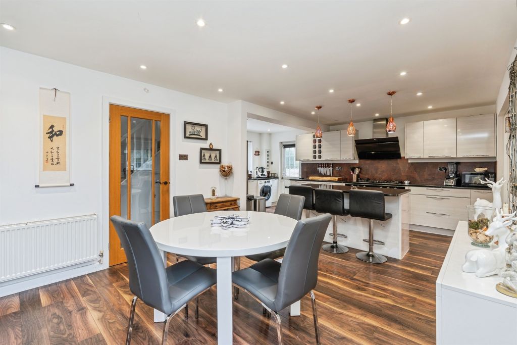 Additional image 11 of 3 bed detached house for saleBroomhill Way, Eastleigh SO50
