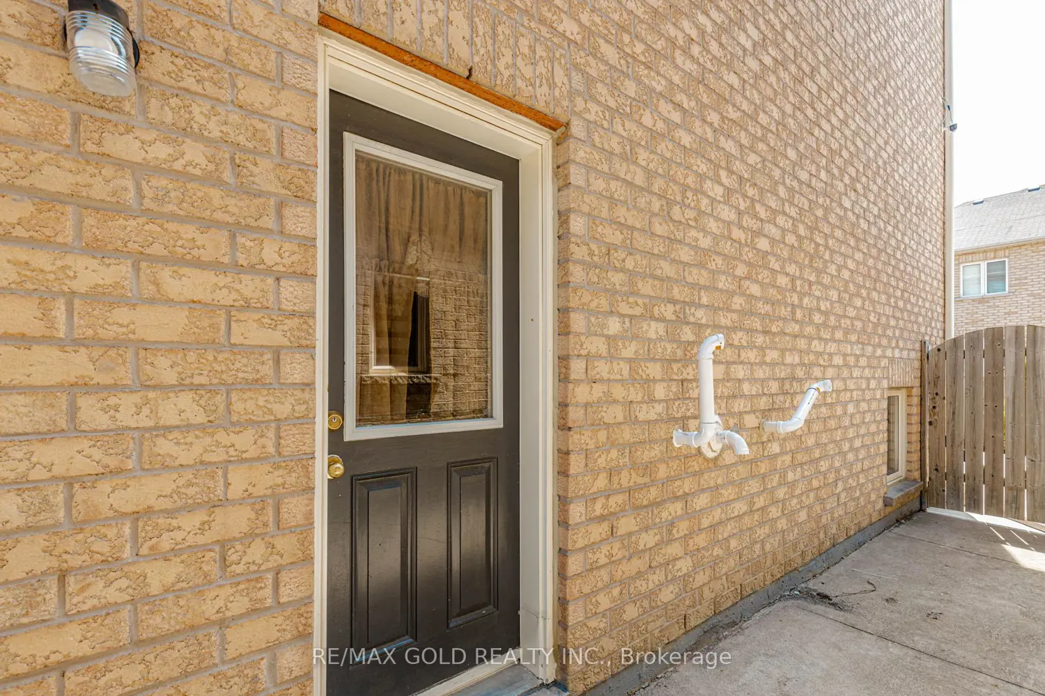 Additional image 18 of 548 Fernforest Drive
