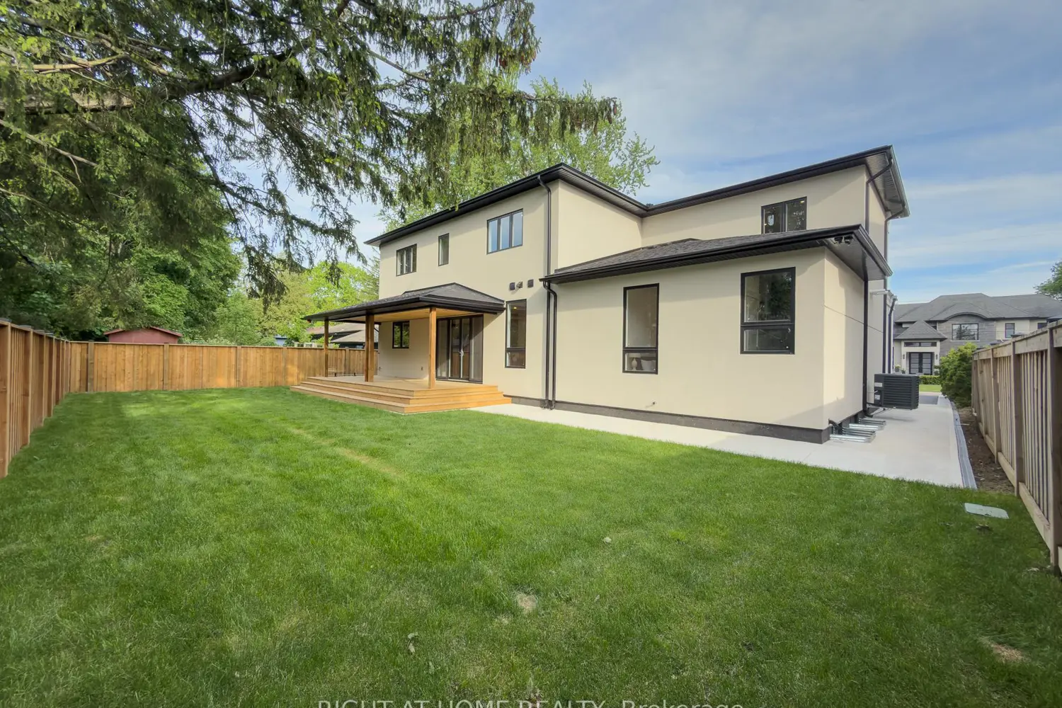 Additional image 11 of 61 Floresta Court