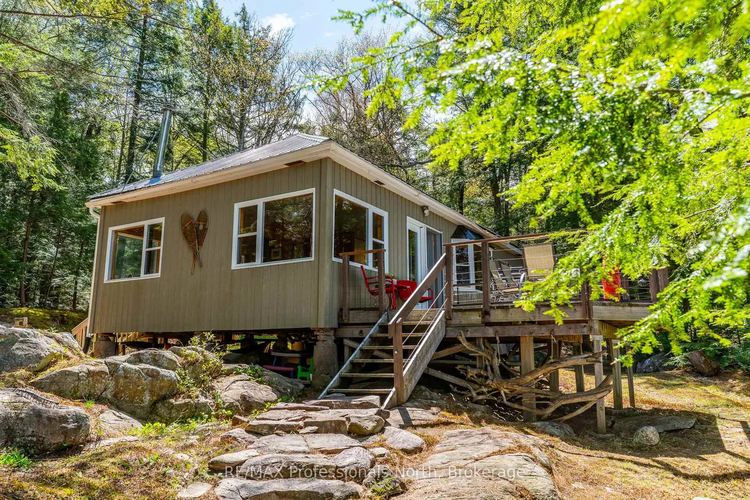 54261 Big Hawk East Shore photo 2