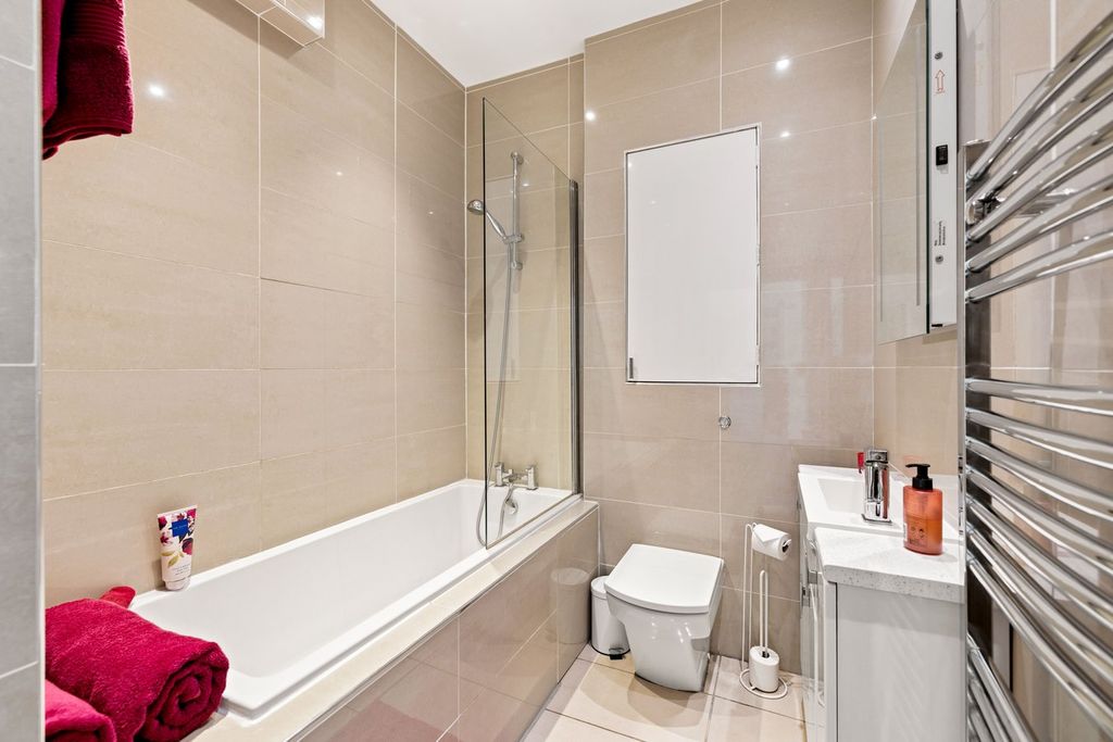 Additional image 14 of 3 bed flat for saleMill Race, River, Dover CT17