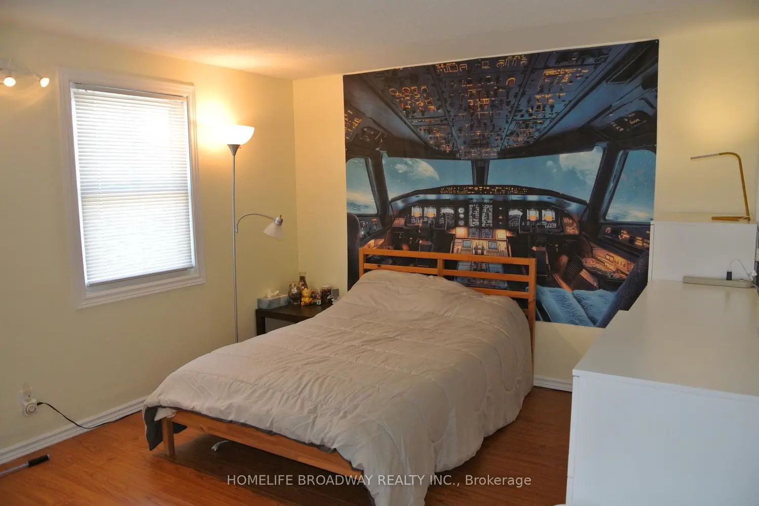 Additional image 8 of 850 Huntingwood Drive 54