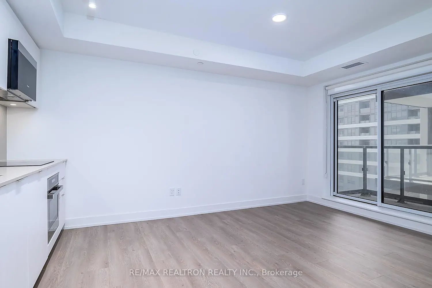 8 Cedarland Drive 826