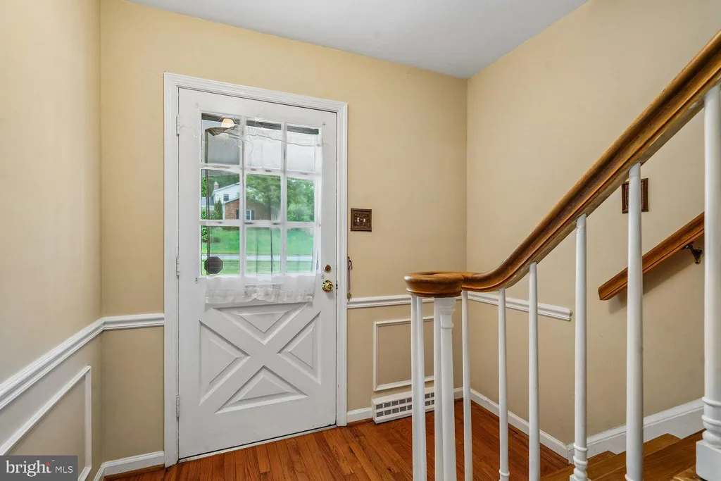3709 Camelot Drive, Annandale, VA 22003 photo 5