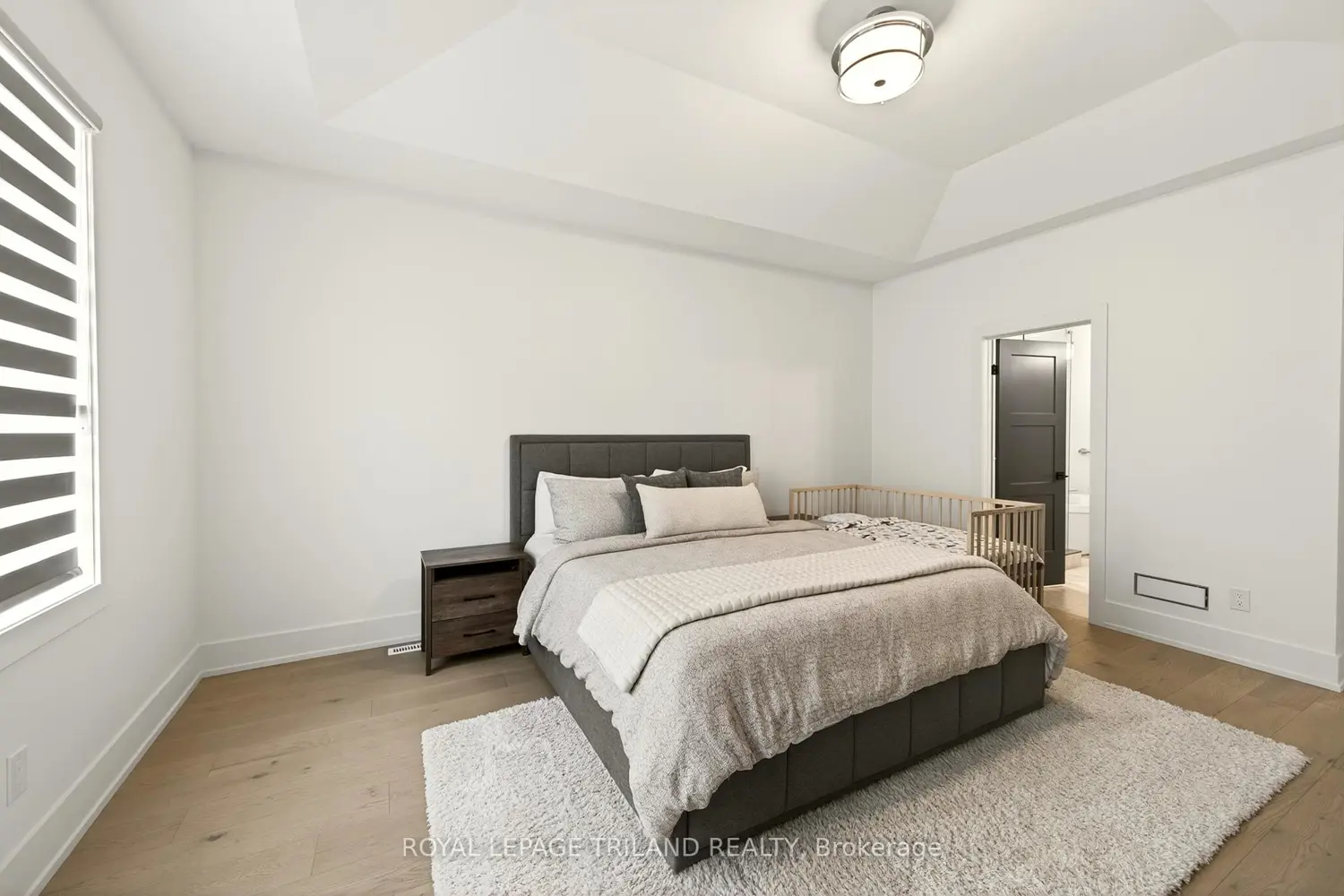 Additional image 13 of 2244 Red Thorne Avenue