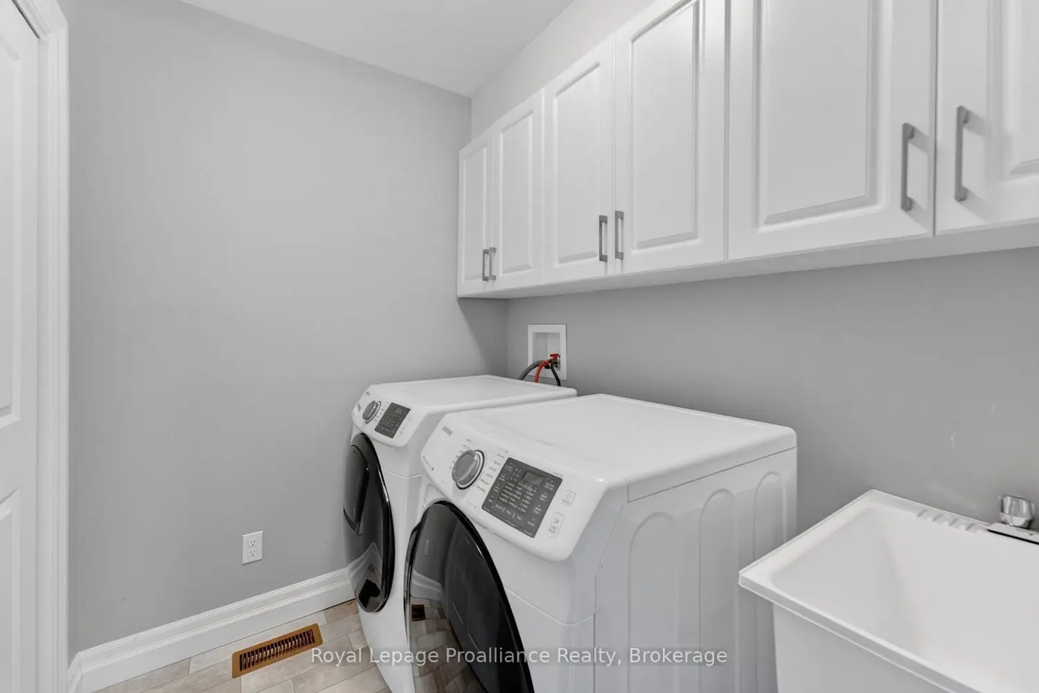 32 Aspen Drive photo 5