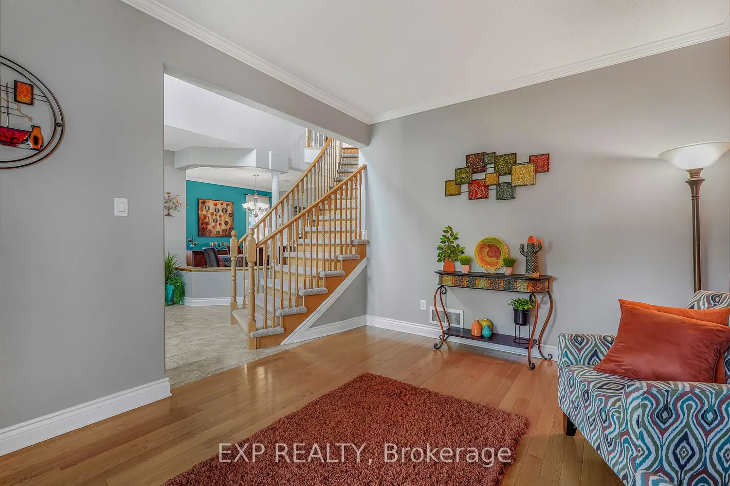 224 Topaze Crescent photo 4