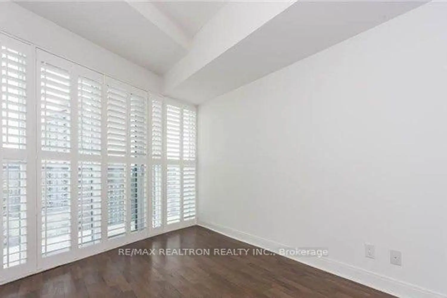 Additional image 8 of 60 Absolute Avenue 1502
