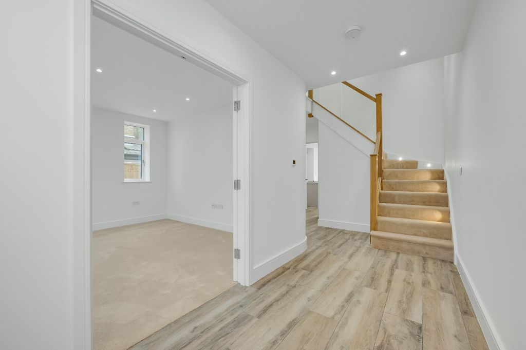 Additional image 2 of 4 bed semi-detached house for saleHurst Road, East Molesey, Surrey KT8