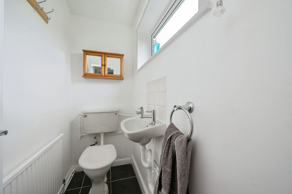 Additional image 7 of 3 bed semi-detached house for saleRoyston Avenue, Eastleigh SO50