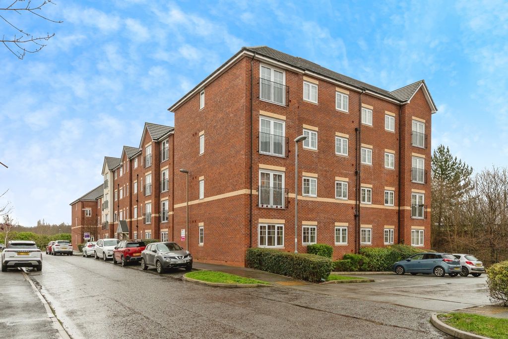 2 bed flat for saleRobinson Road, Ellesmere Port, Cheshire CH65
