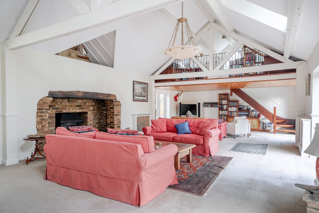 Additional image 17 of 4 bed detached house for saleBurgh Heath Road, Epsom KT17