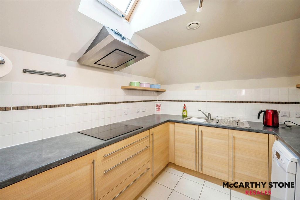 Additional image 7 of 2 bed flat for saleHorton Mill Court, Hanbury Road, Droitwich WR9