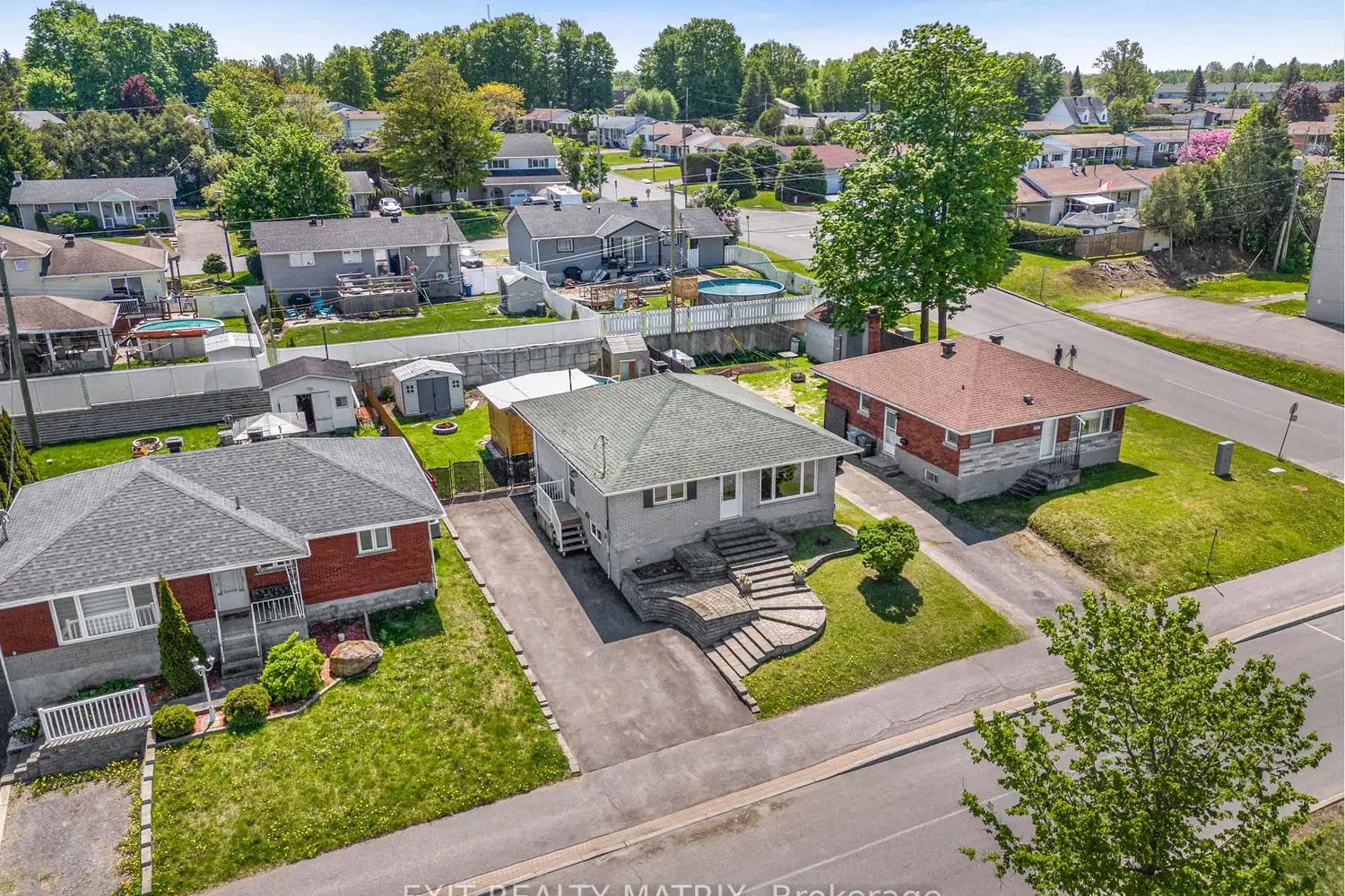 Additional image 18 of 845 Cartier Boulevard