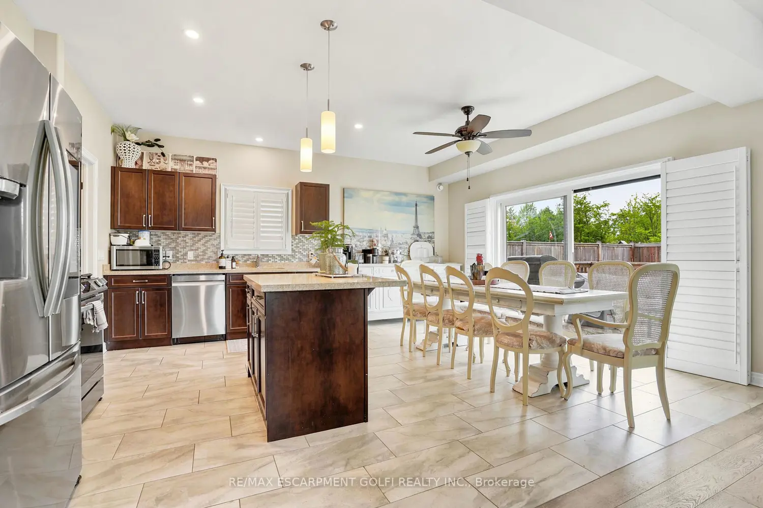 334 Viger Drive photo 4