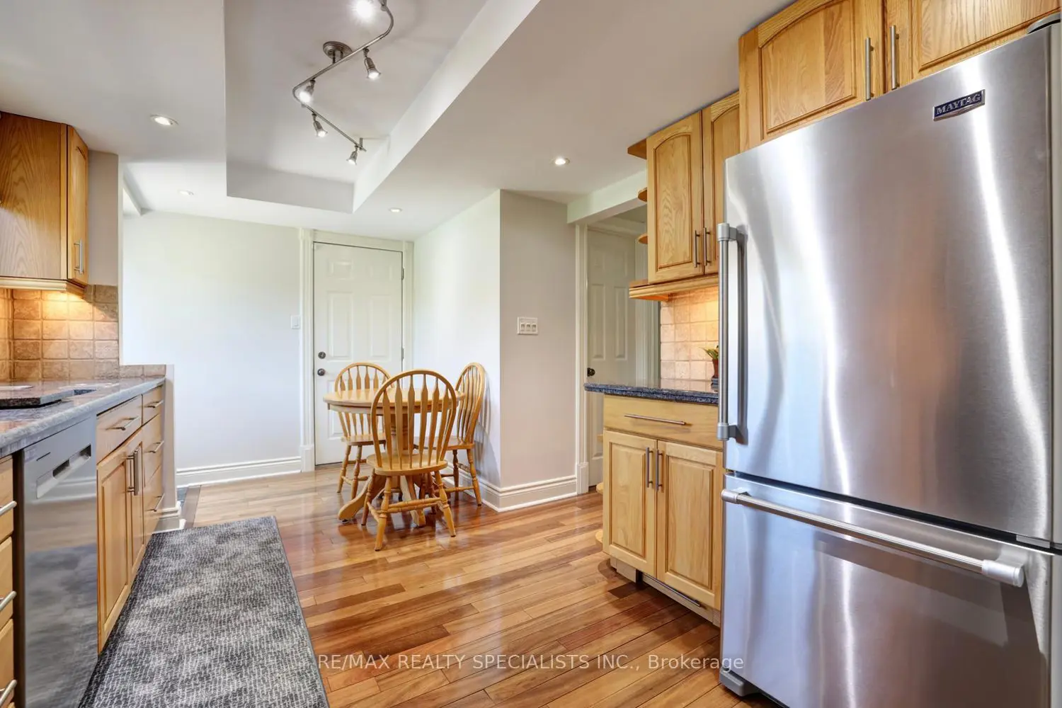 Additional image 7 of 2488 Frankfield Road