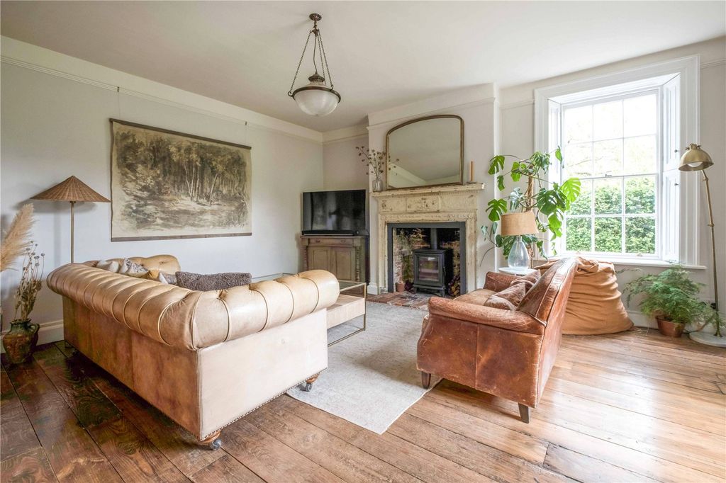 Additional image 7 of 7 bed detached house for saleReigate Road, Pixham, Dorking, Surrey RH4