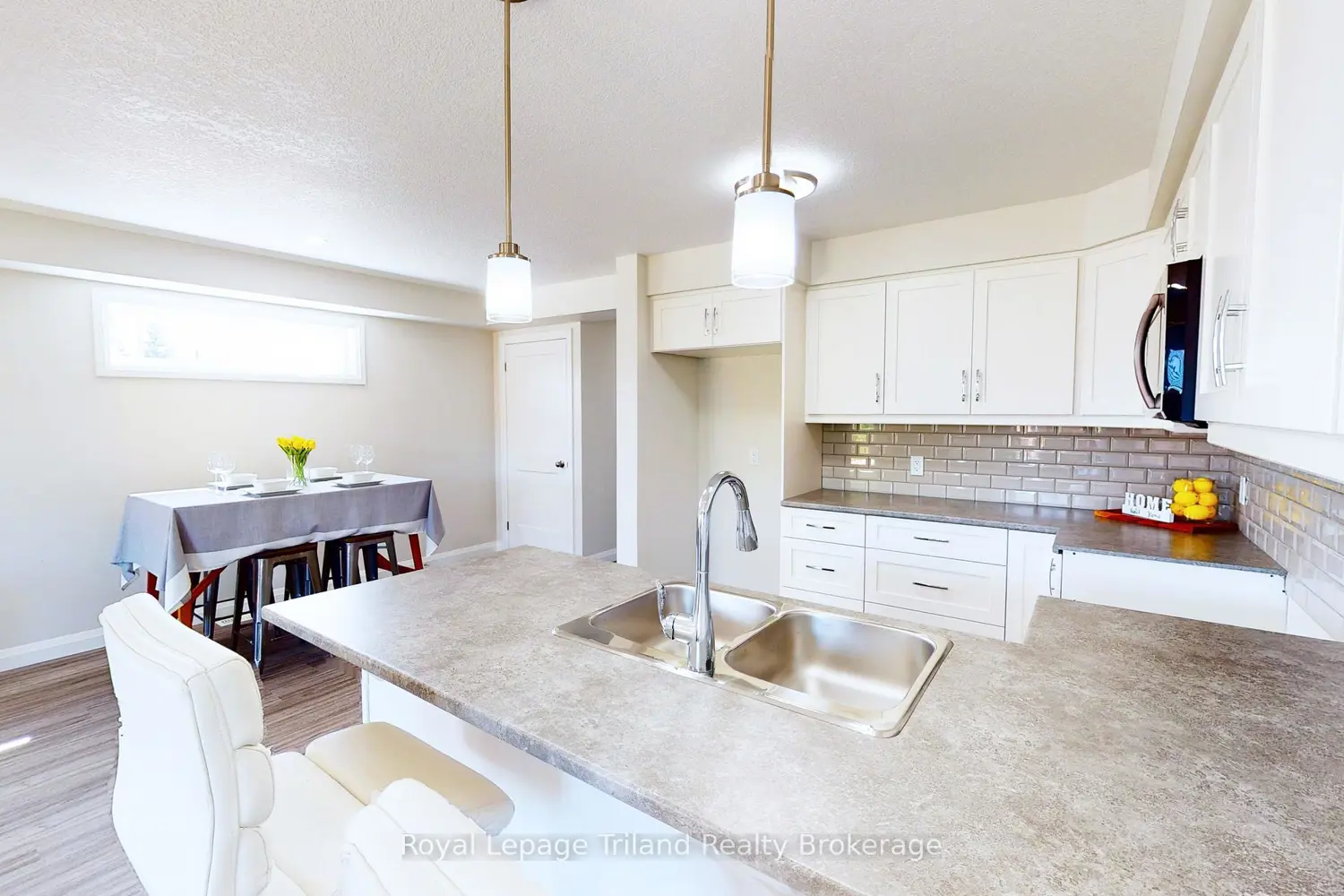 137 Wimpole Street B photo 4