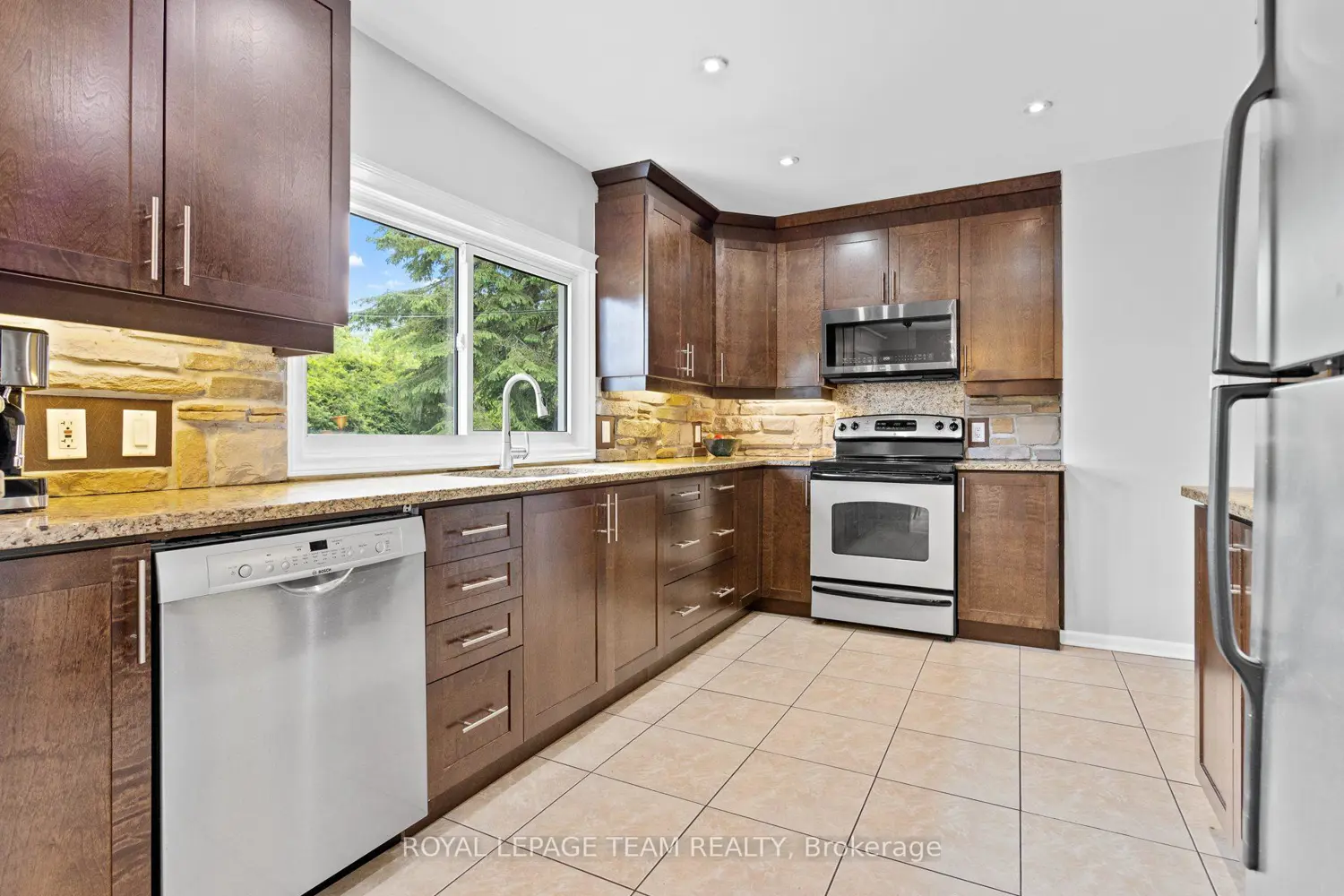 Additional image 4 of 1812 Kerr Avenue