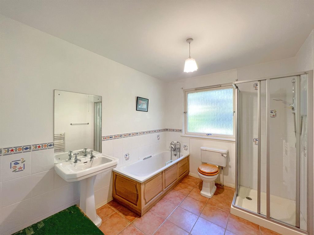 Additional image 20 of 4 bed detached bungalow for saleThalassa, Victoria Road, Hunters Quay, Dunoon PA23
