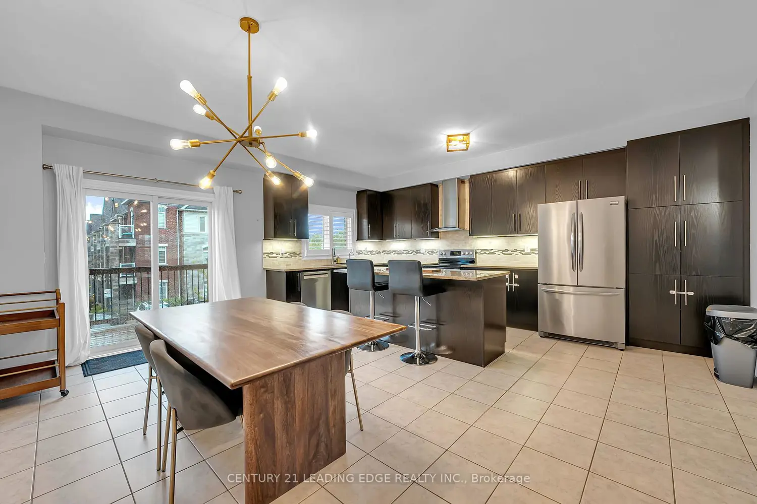 Additional image 8 of 1727 Carousel Drive