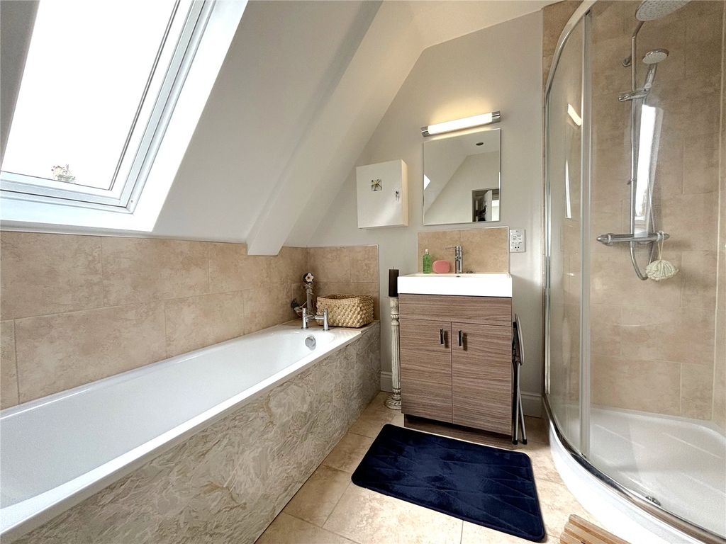 Additional image 10 of 3 bed flat for saleSomerleigh Road, Dorchester, Dorset DT1