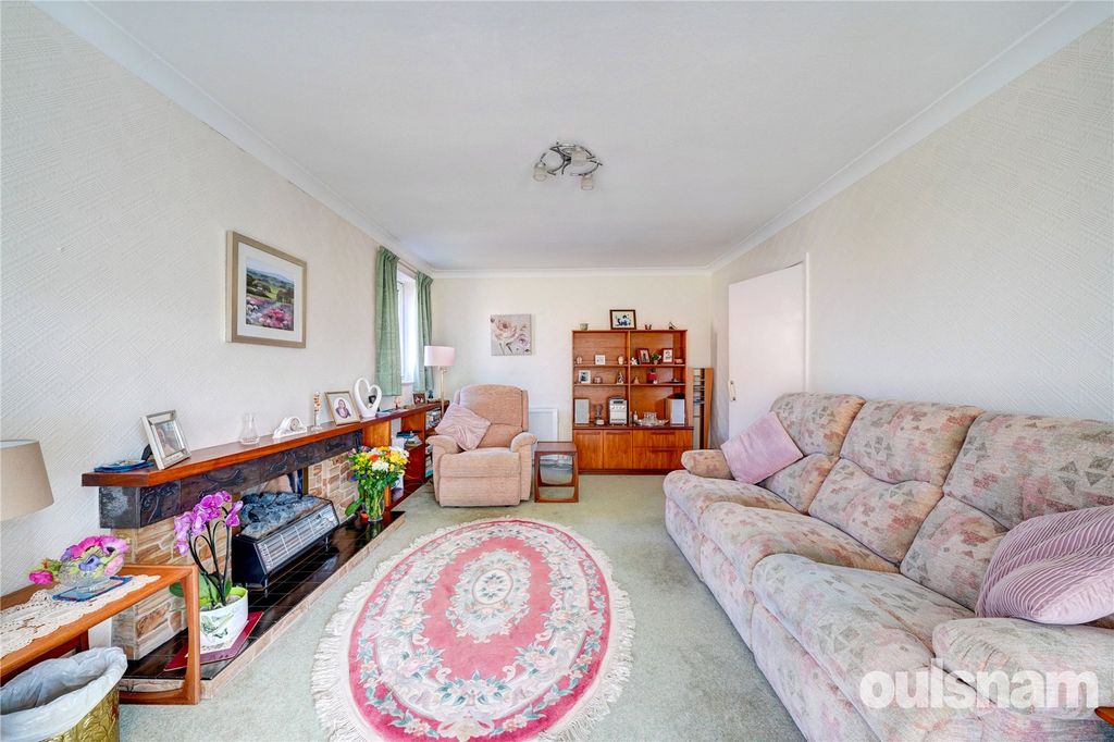 Additional image 4 of 2 bed bungalow for saleMinter Avenue, Droitwich, Worcestershire WR9