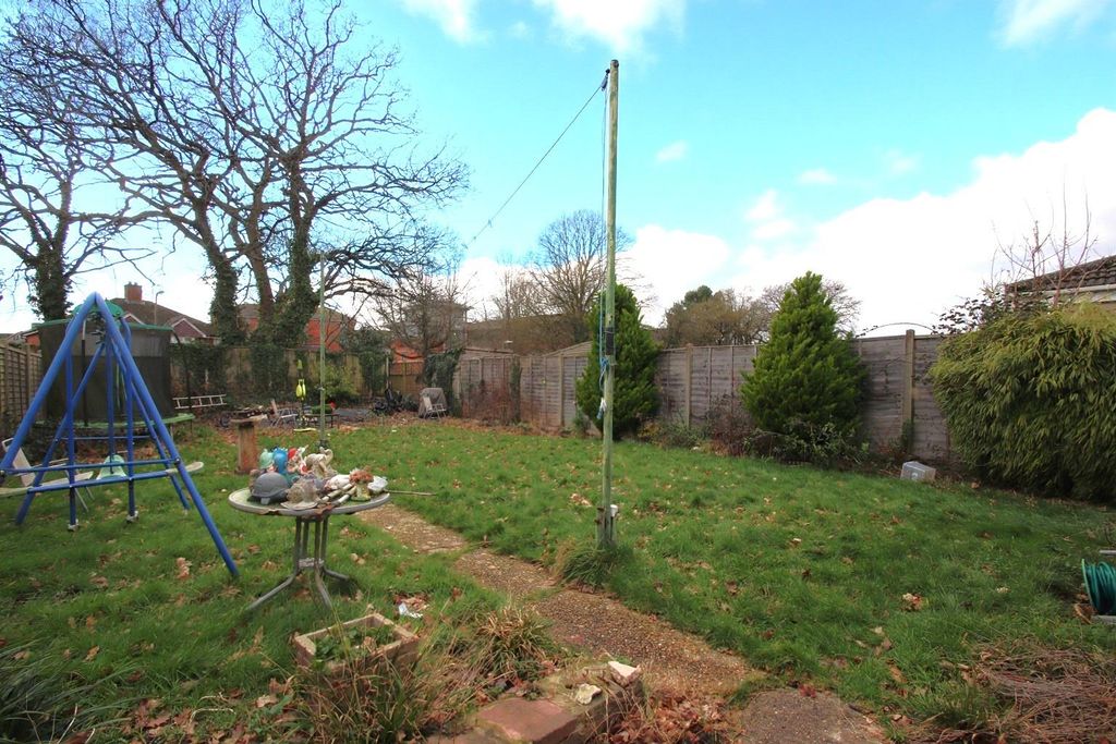 Additional image 8 of 3 bed semi-detached house for saleLeigh Road, Eastleigh SO50