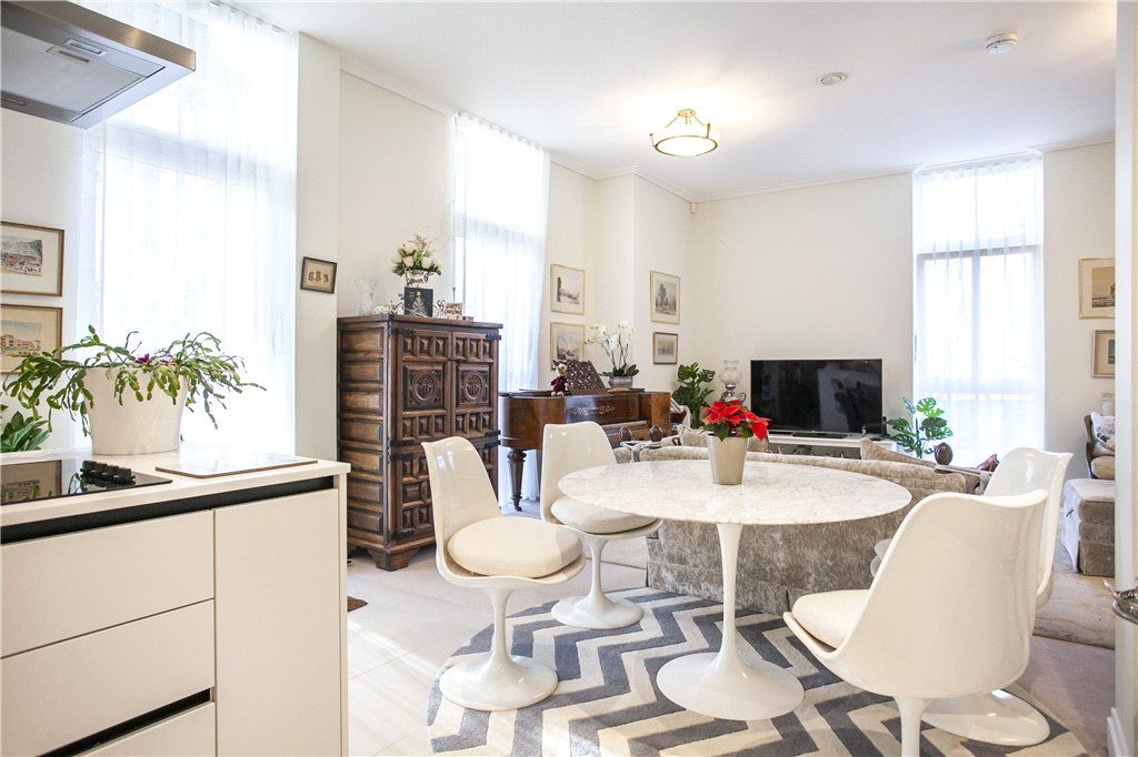 Additional image 5 of 2 bed flat for saleMarshall Walk, Englefield Green, Egham, Surrey TW20